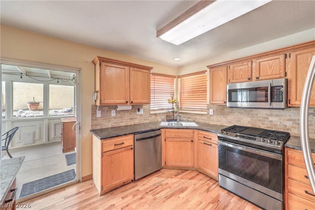 1005 Rainbow Meadows, Las Vegas, NV 89128