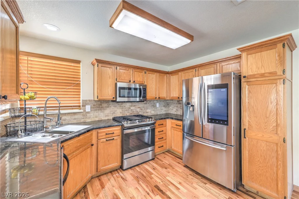 1005 Rainbow Meadows, Las Vegas, NV 89128