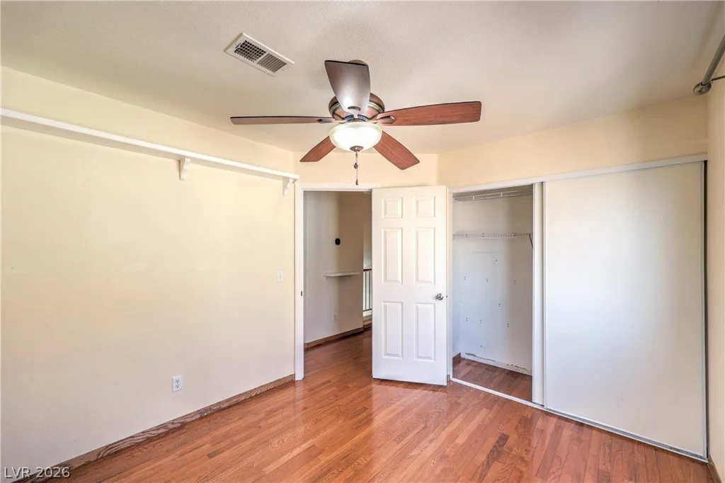 1005 Rainbow Meadows, Las Vegas, NV 89128
