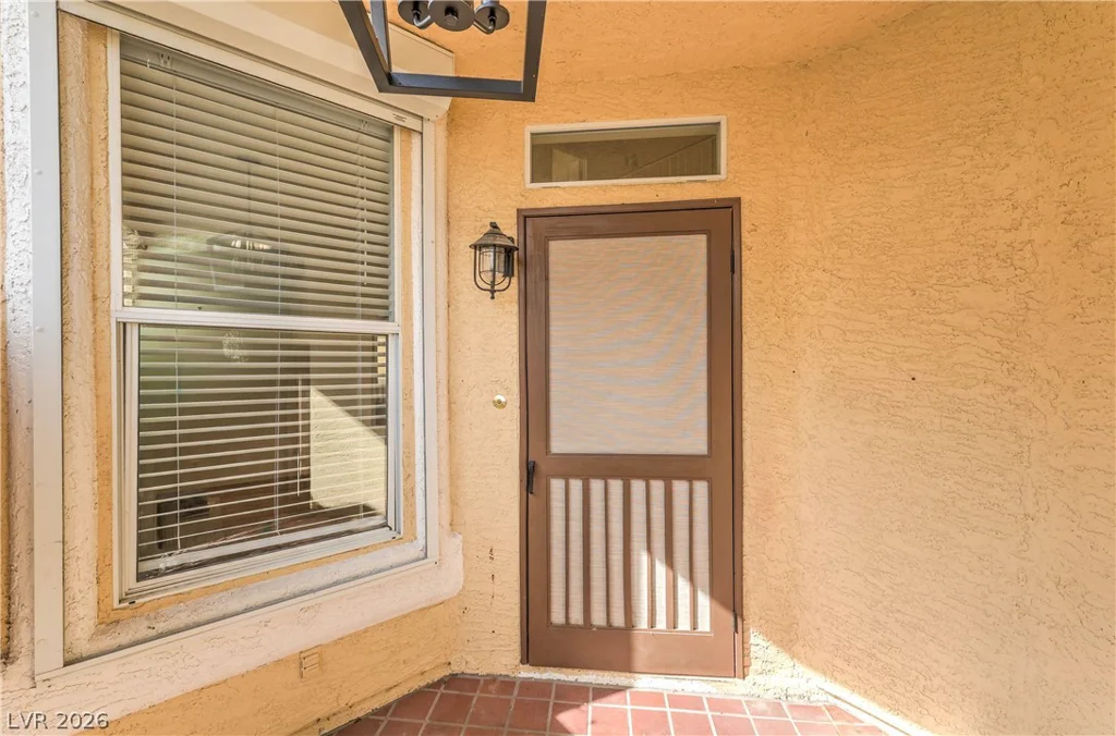 1005 Rainbow Meadows, Las Vegas, NV 89128