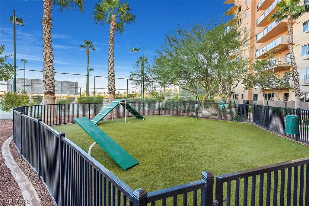 8255 Las Vegas, Las Vegas, NV 89123