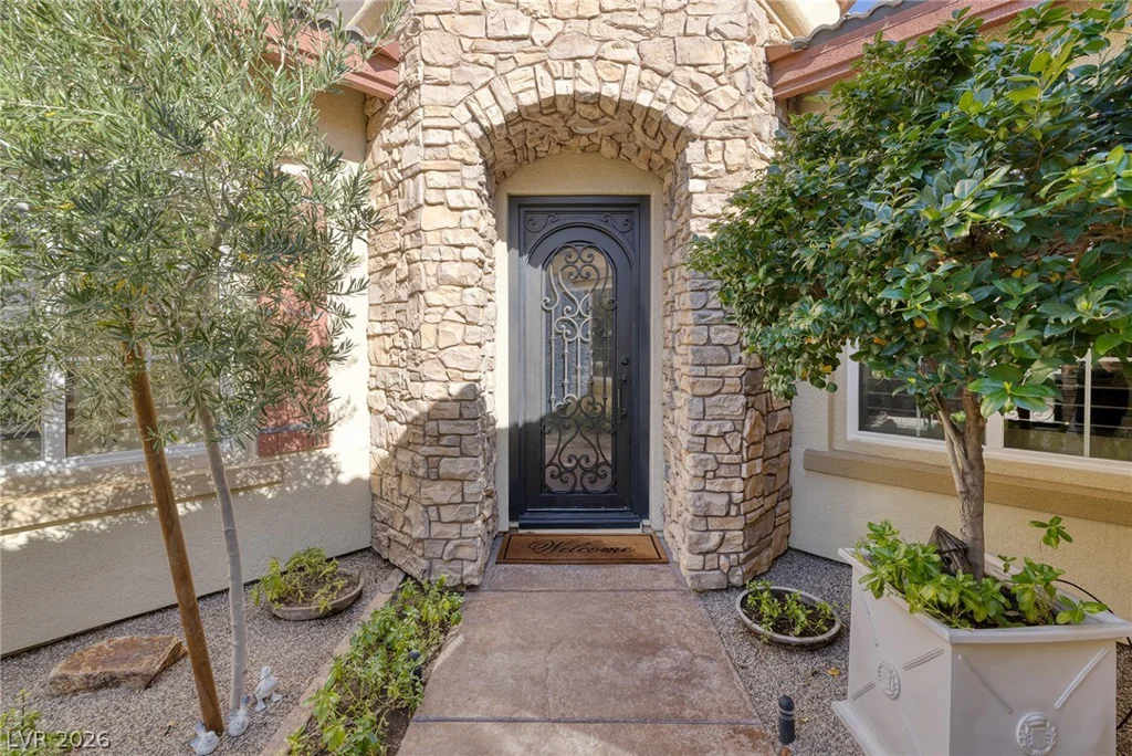 1328 Enchanted River, Henderson, NV 89012