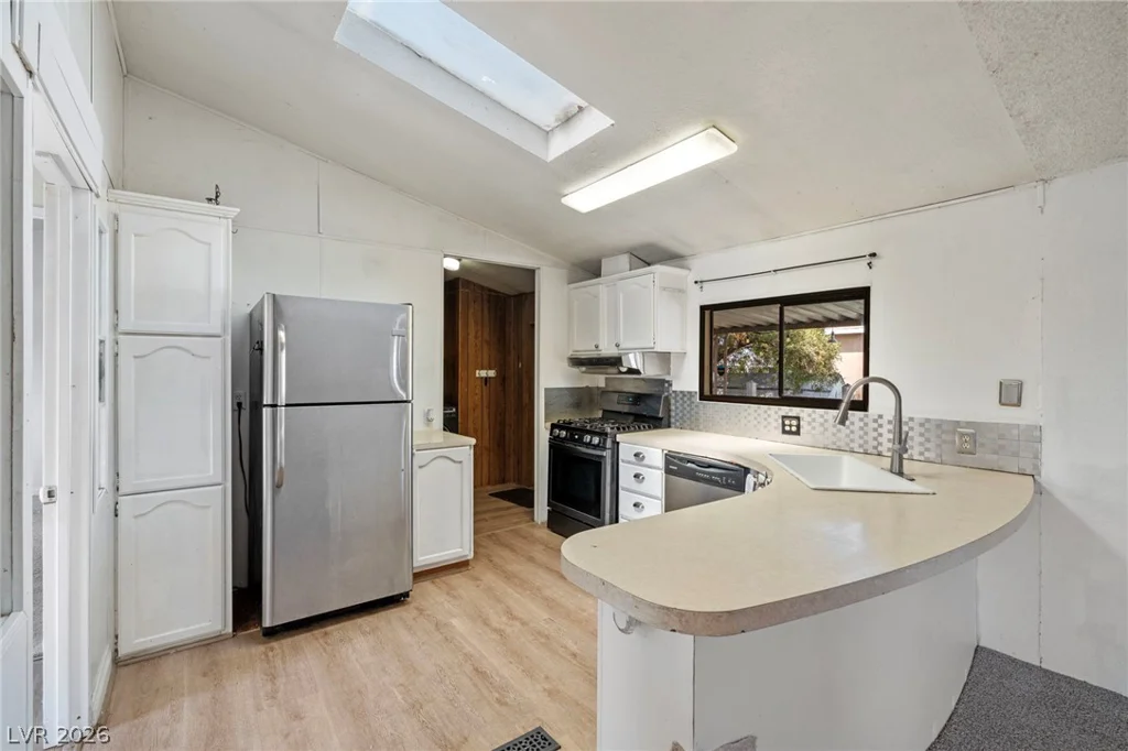 2885 Green Tree, Las Vegas, NV 89142