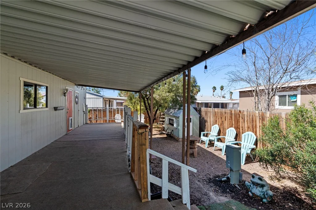 2885 Green Tree, Las Vegas, NV 89142