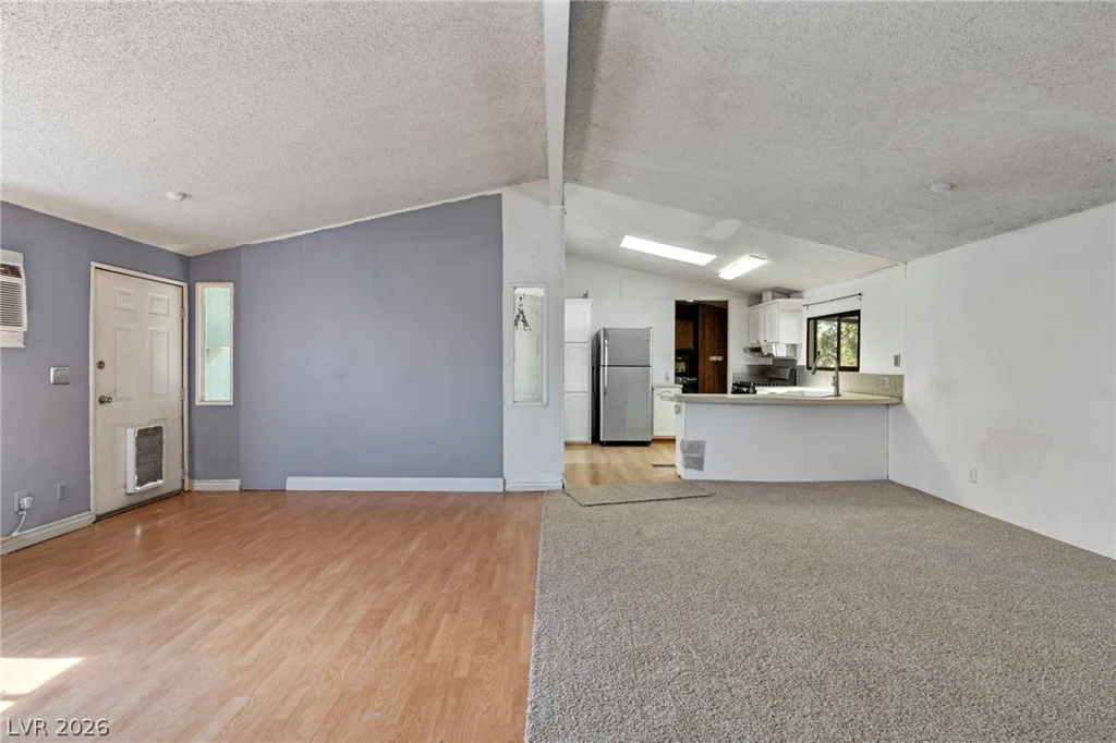 2885 Green Tree, Las Vegas, NV 89142