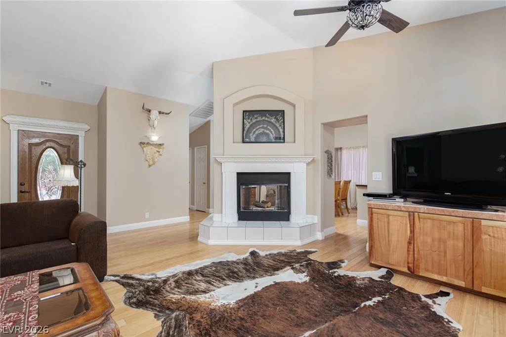 6145 Desert Haven, Las Vegas, NV 89130