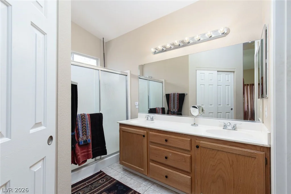 6145 Desert Haven, Las Vegas, NV 89130