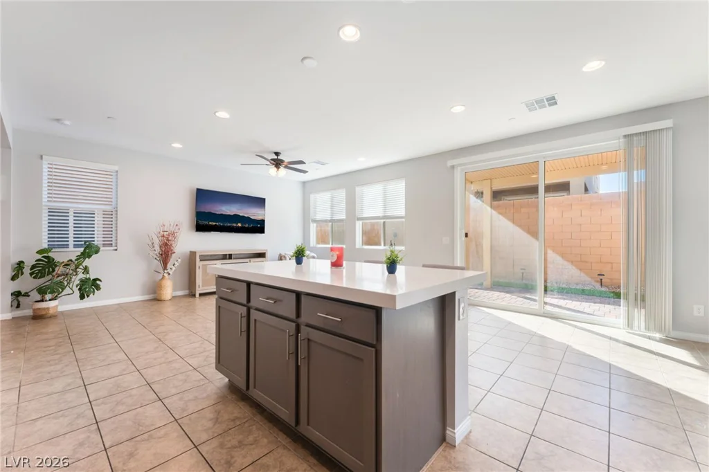 10583 Dryades, Las Vegas, NV 89166