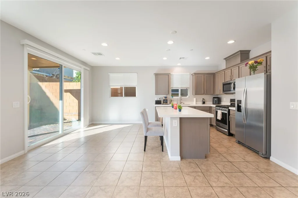 10583 Dryades, Las Vegas, NV 89166