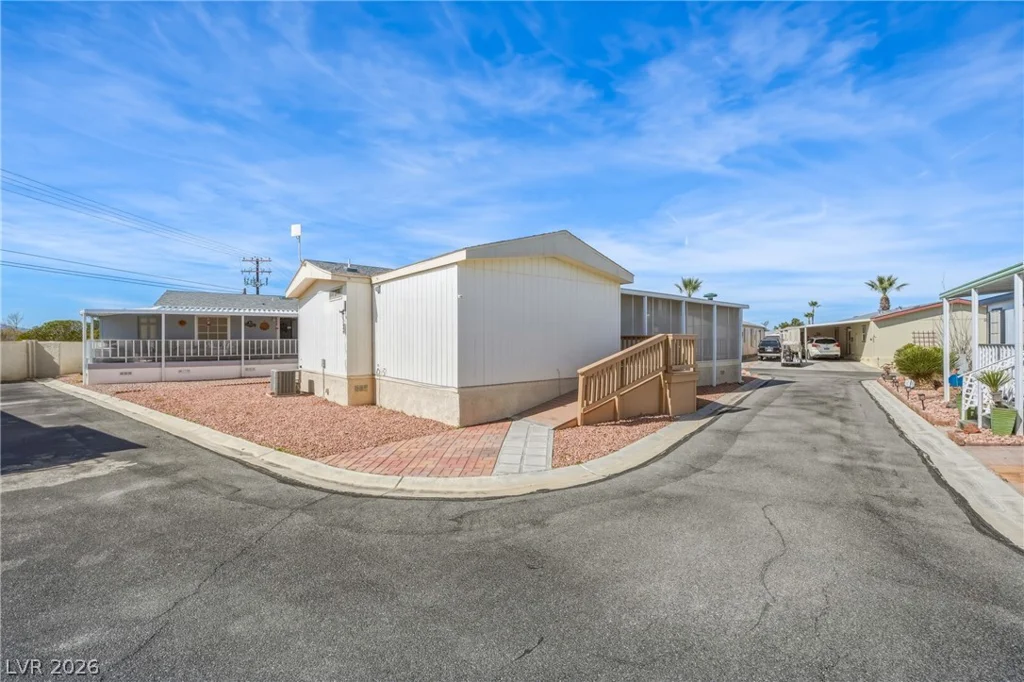 251 Montecito, Pahrump, NV 89048