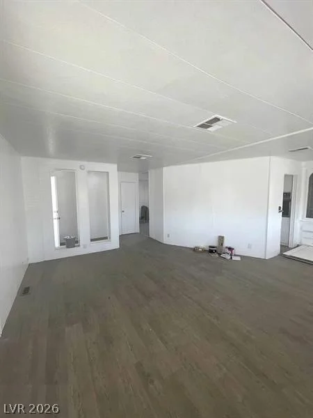 5580 Carey, Las Vegas, NV 89156