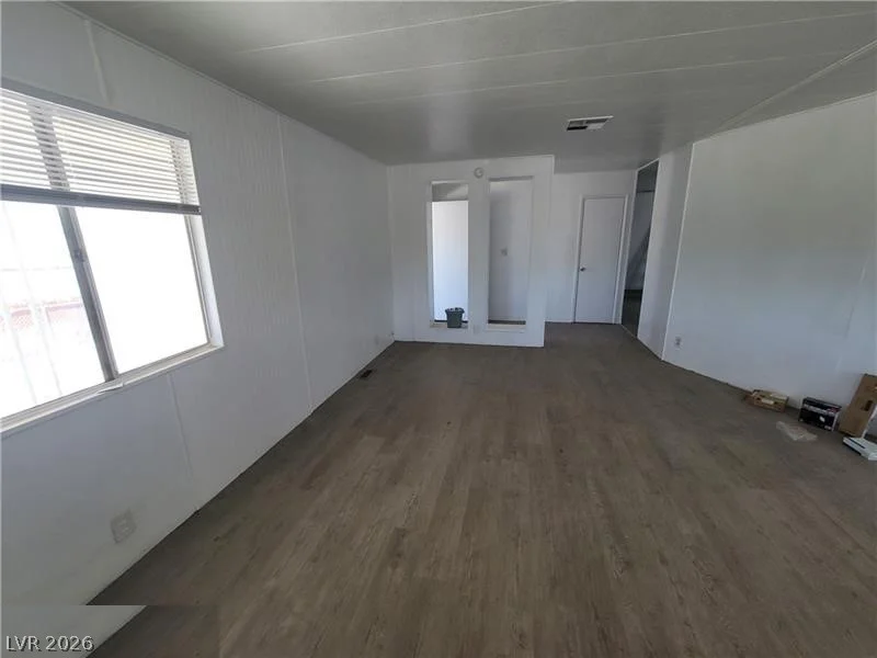 5580 Carey, Las Vegas, NV 89156