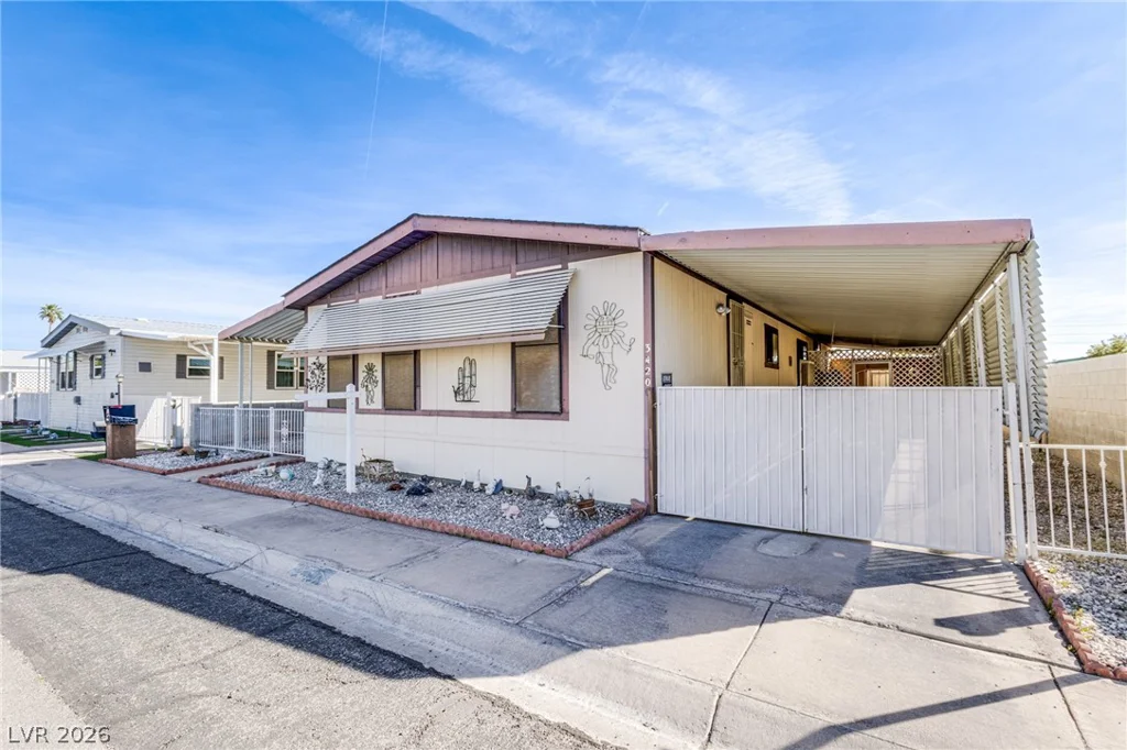 3420 Haleakala, Las Vegas, NV 89122