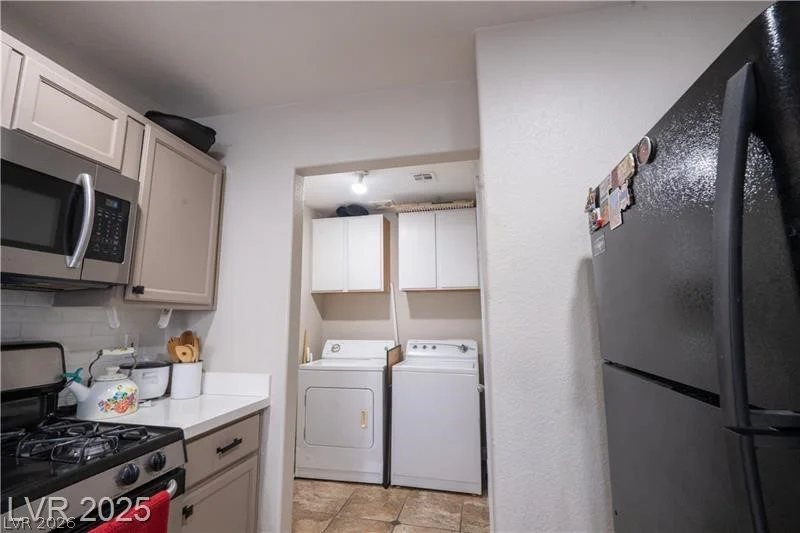 2753 Stargate, Las Vegas, NV 89108