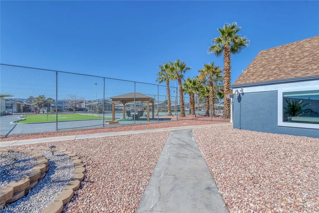 5141 Royal, Las Vegas, NV 89103
