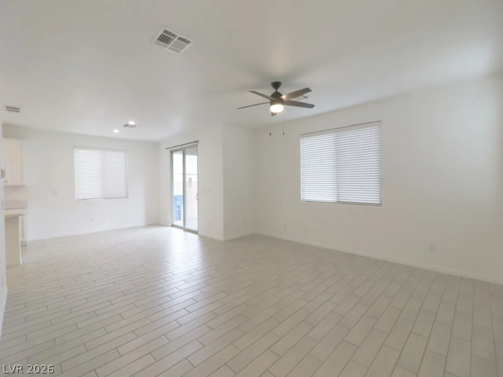 6354 Selston, North Las Vegas, NV 89081