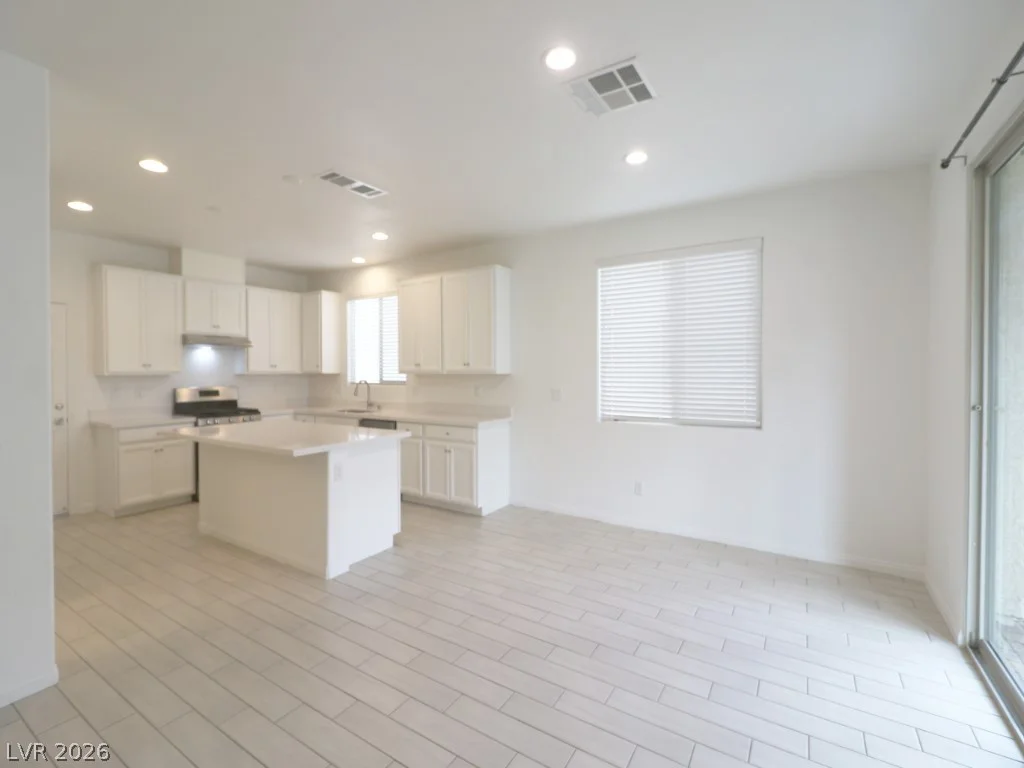 6354 Selston, North Las Vegas, NV 89081