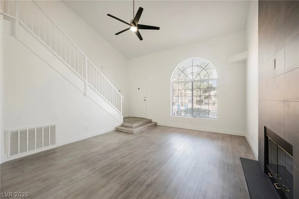 8449 Blue Island, Las Vegas, NV 89129