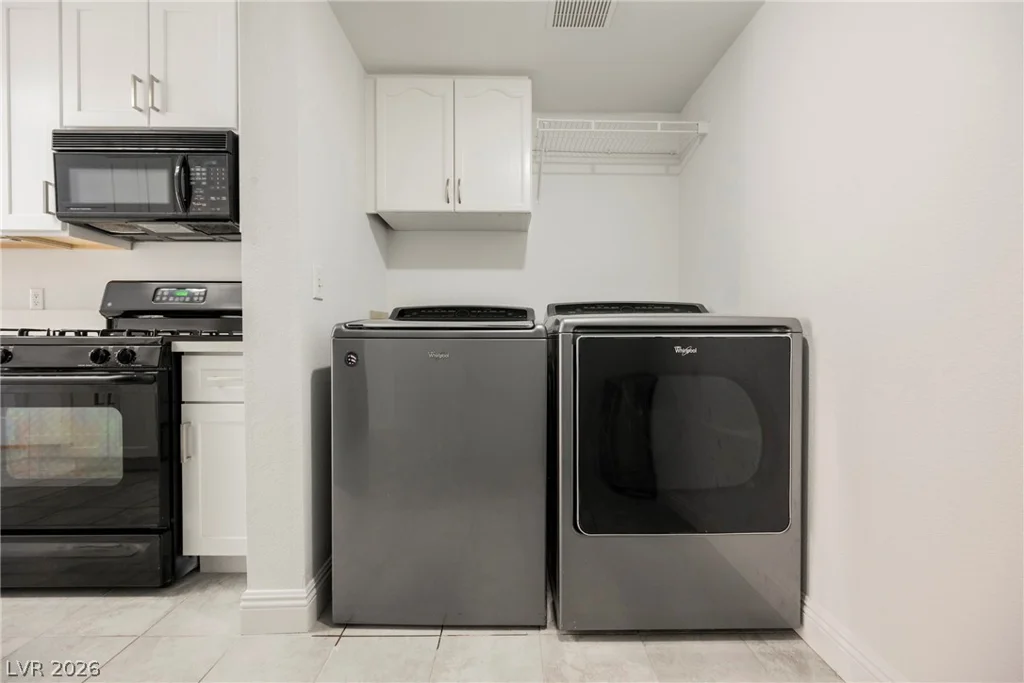 8449 Blue Island, Las Vegas, NV 89129