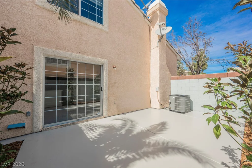 8449 Blue Island, Las Vegas, NV 89129