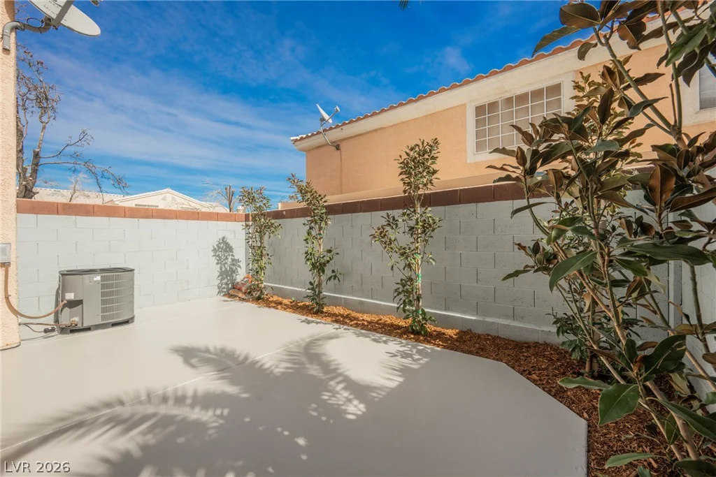 8449 Blue Island, Las Vegas, NV 89129