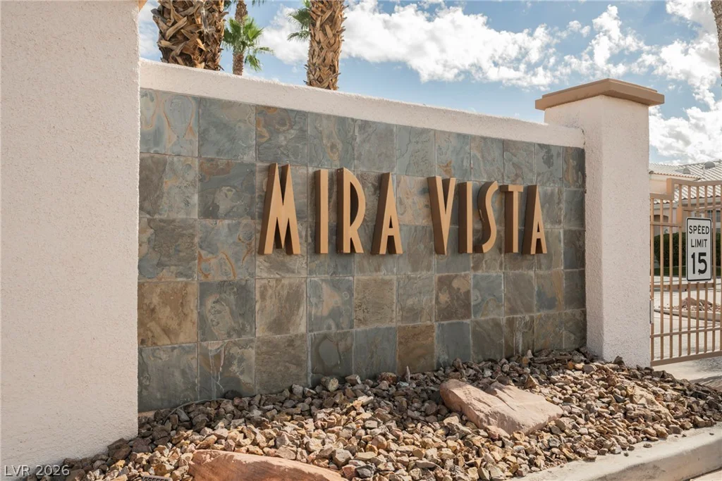 8449 Blue Island, Las Vegas, NV 89129
