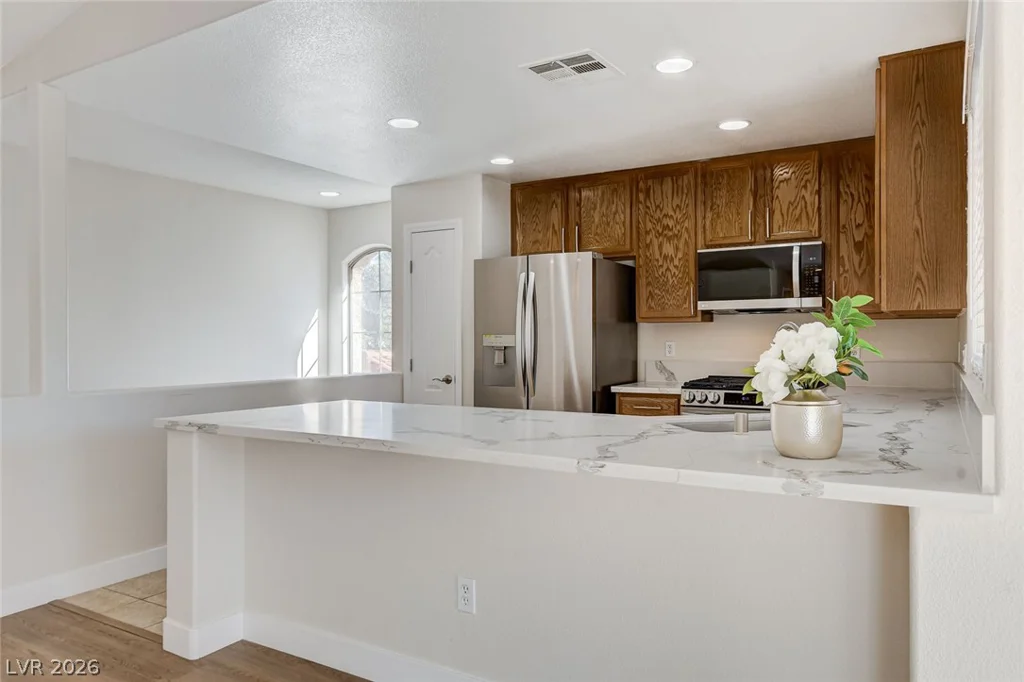 7320 Camrose Ridge, Las Vegas, NV 89149
