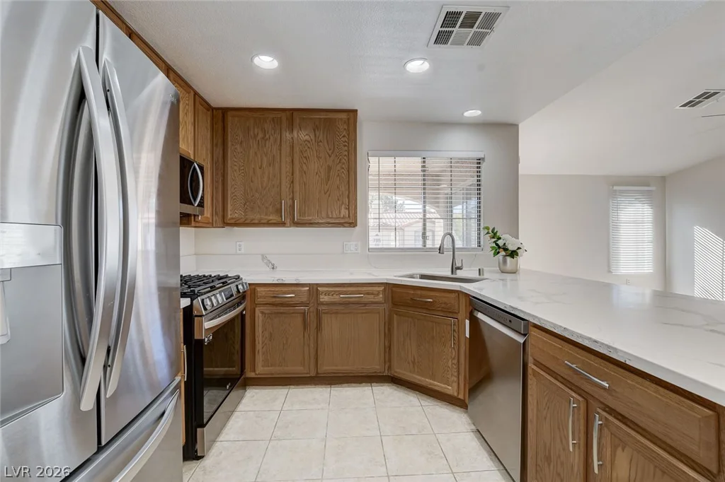 7320 Camrose Ridge, Las Vegas, NV 89149