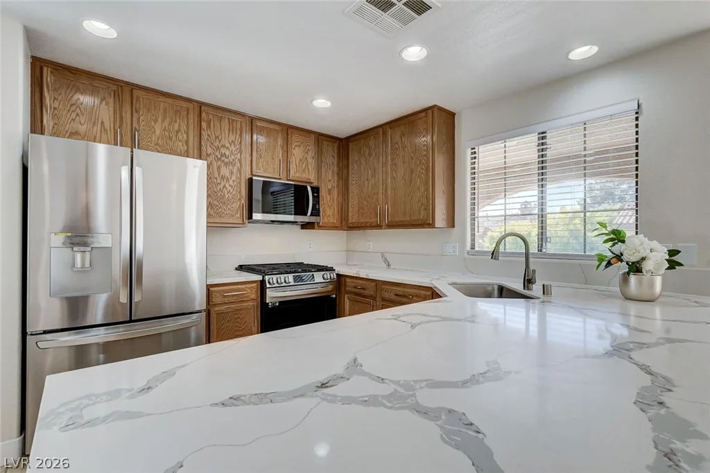 7320 Camrose Ridge, Las Vegas, NV 89149