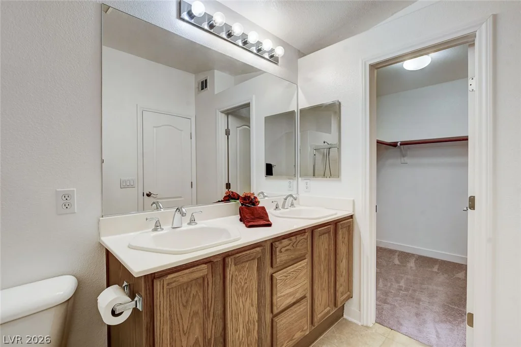 7320 Camrose Ridge, Las Vegas, NV 89149
