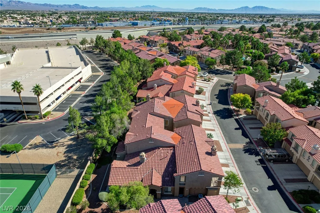 7320 Camrose Ridge, Las Vegas, NV 89149
