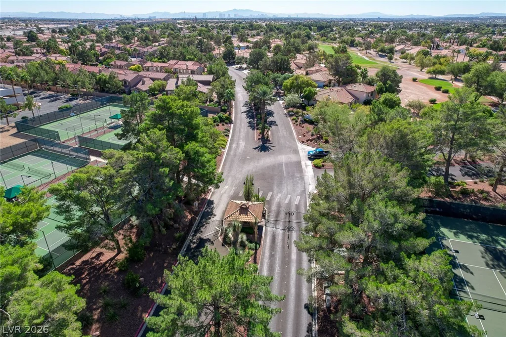 7320 Camrose Ridge, Las Vegas, NV 89149