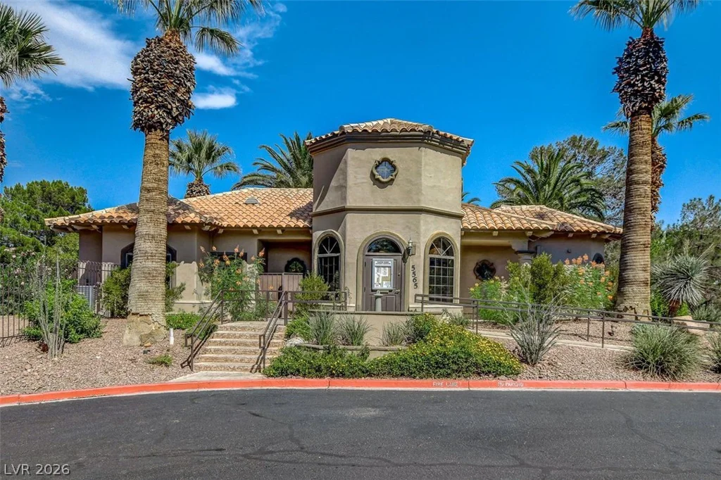 7320 Camrose Ridge, Las Vegas, NV 89149