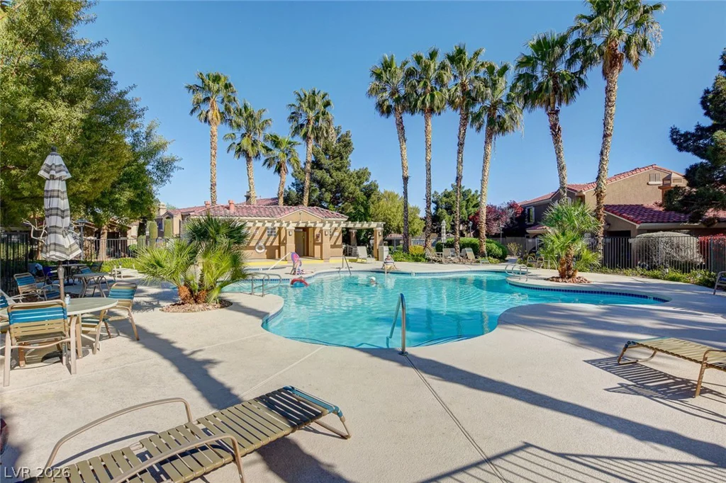7320 Camrose Ridge, Las Vegas, NV 89149