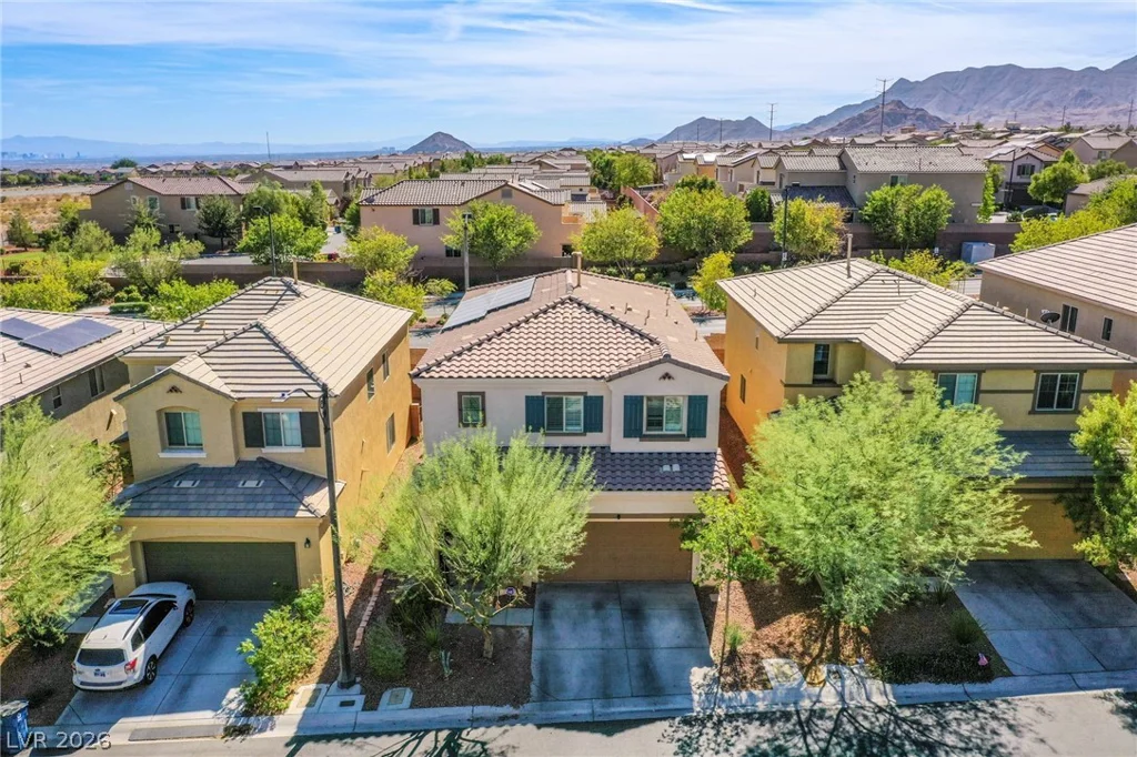 10633 Mount Blackburn, Las Vegas, NV 89166