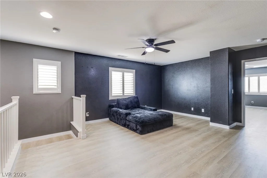 10633 Mount Blackburn, Las Vegas, NV 89166