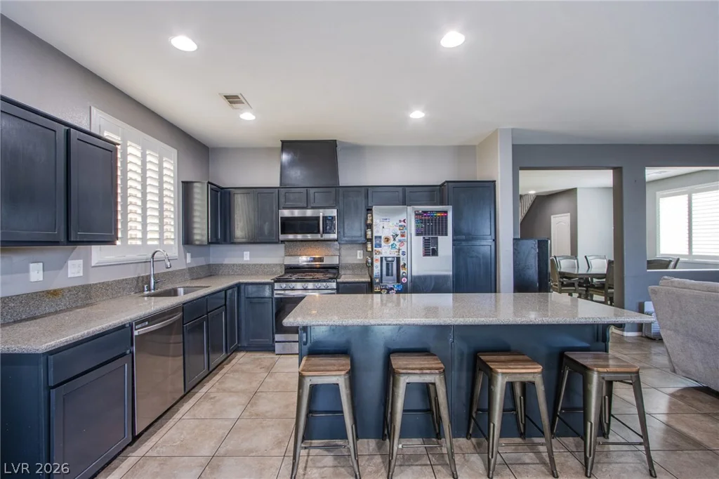 10633 Mount Blackburn, Las Vegas, NV 89166