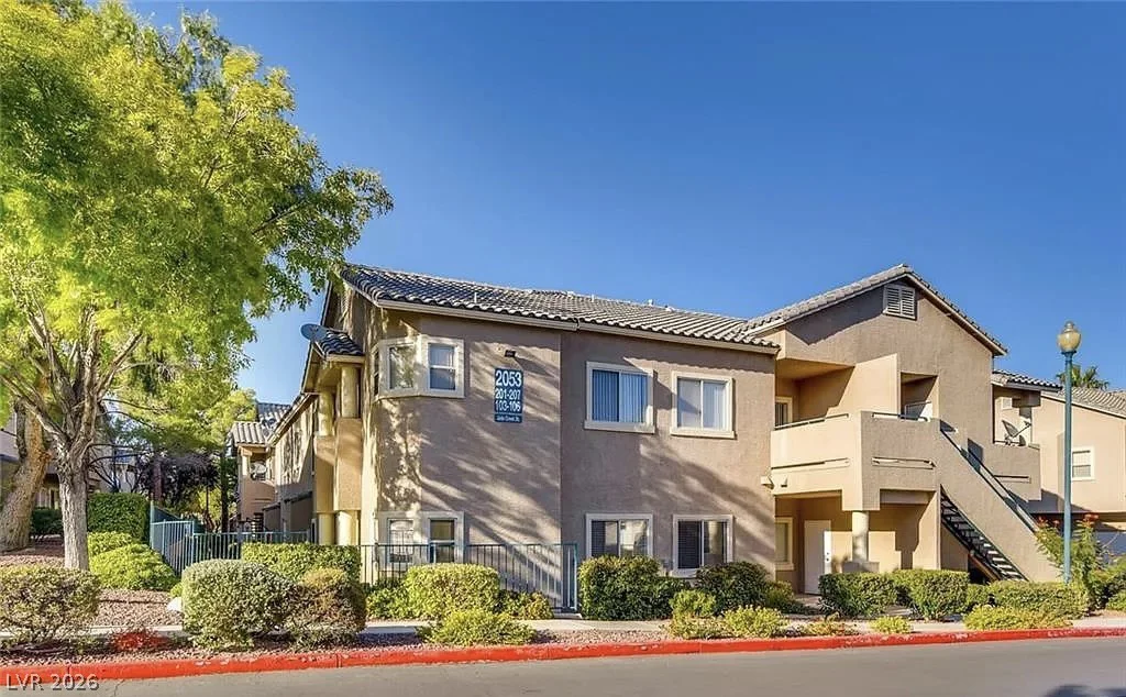 2053 Jade Creek, Las Vegas, NV 89117
