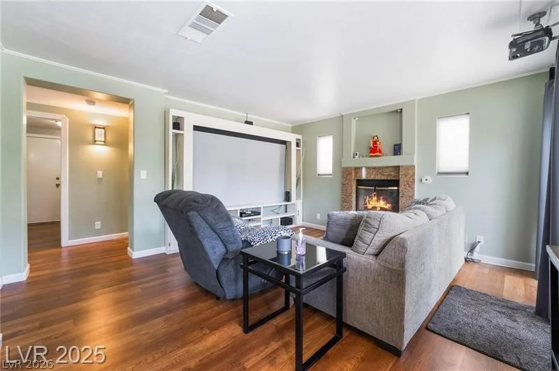 6112 Browning, Las Vegas, NV 89130