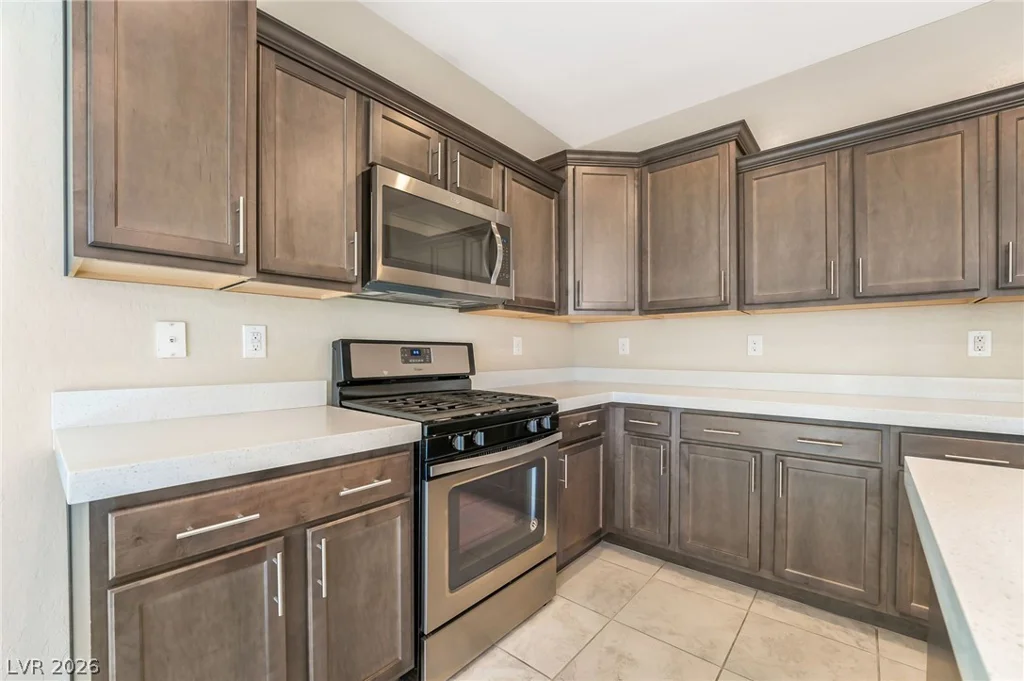 117 Duckhook, Las Vegas, NV 89148