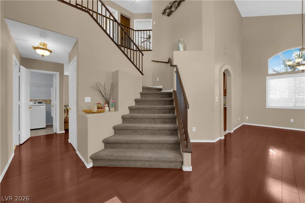 9127 Lava Bluff, Las Vegas, NV 89123