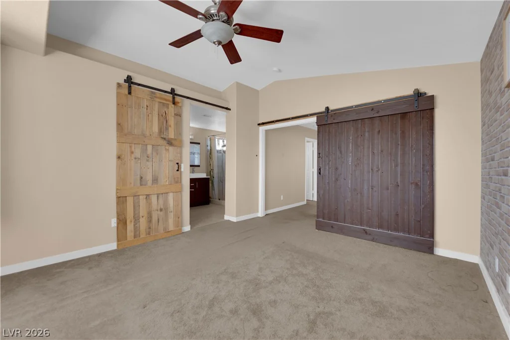 9127 Lava Bluff, Las Vegas, NV 89123