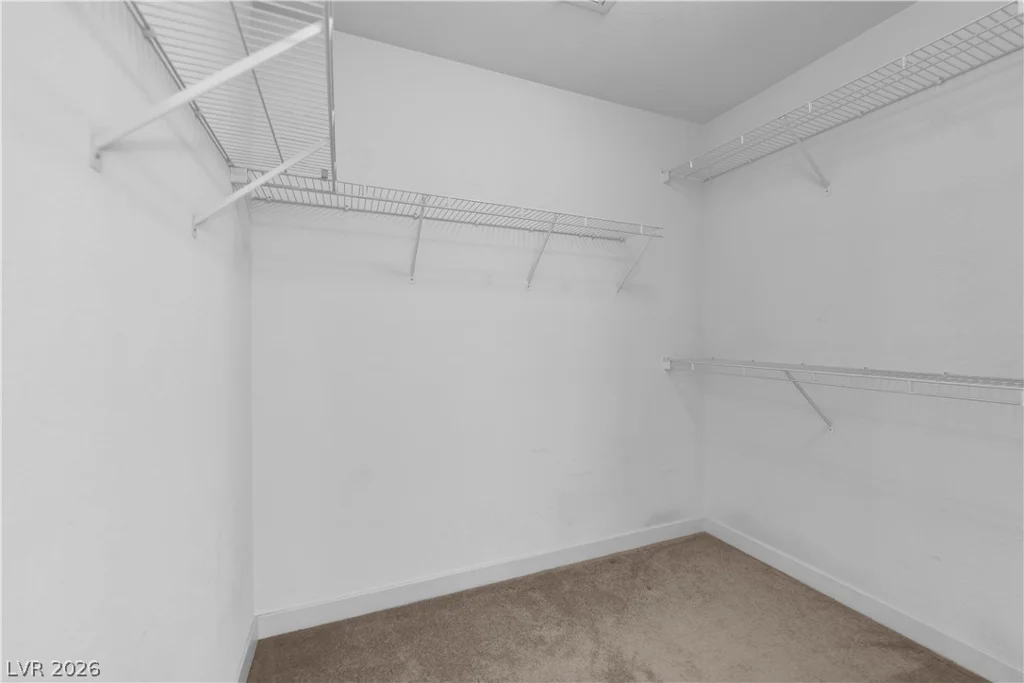 9127 Lava Bluff, Las Vegas, NV 89123