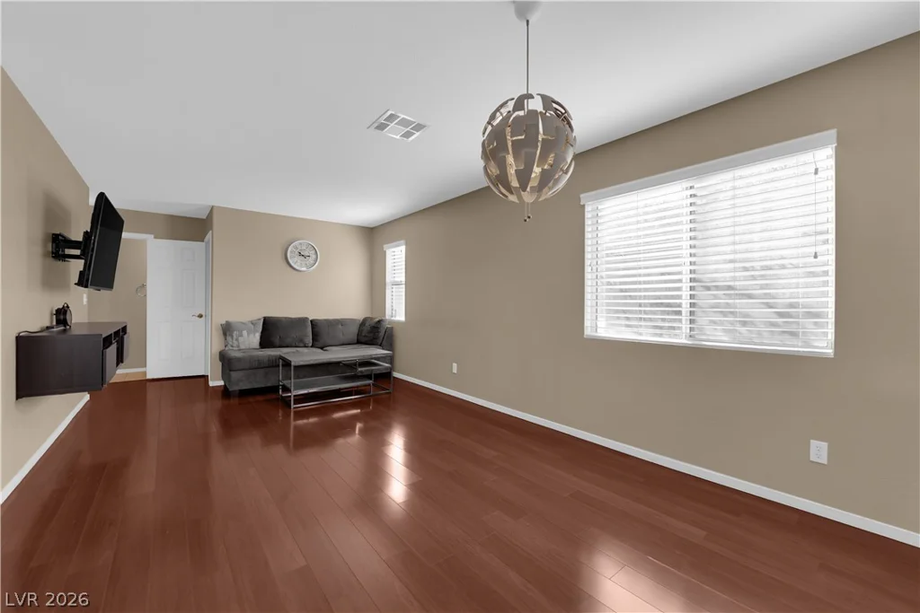 9127 Lava Bluff, Las Vegas, NV 89123