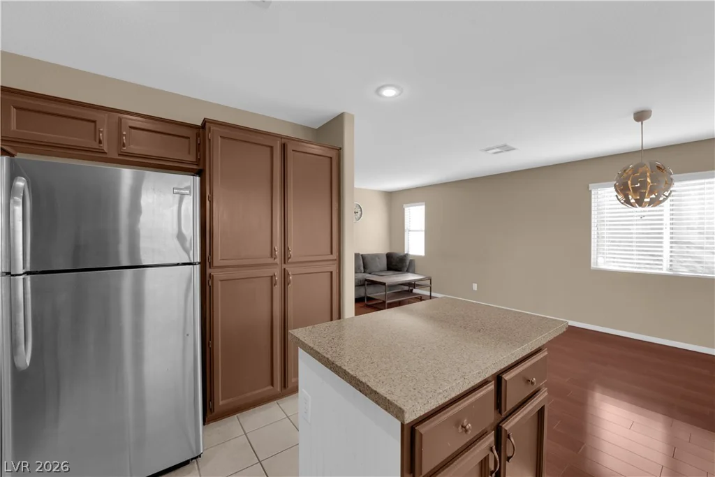 9127 Lava Bluff, Las Vegas, NV 89123