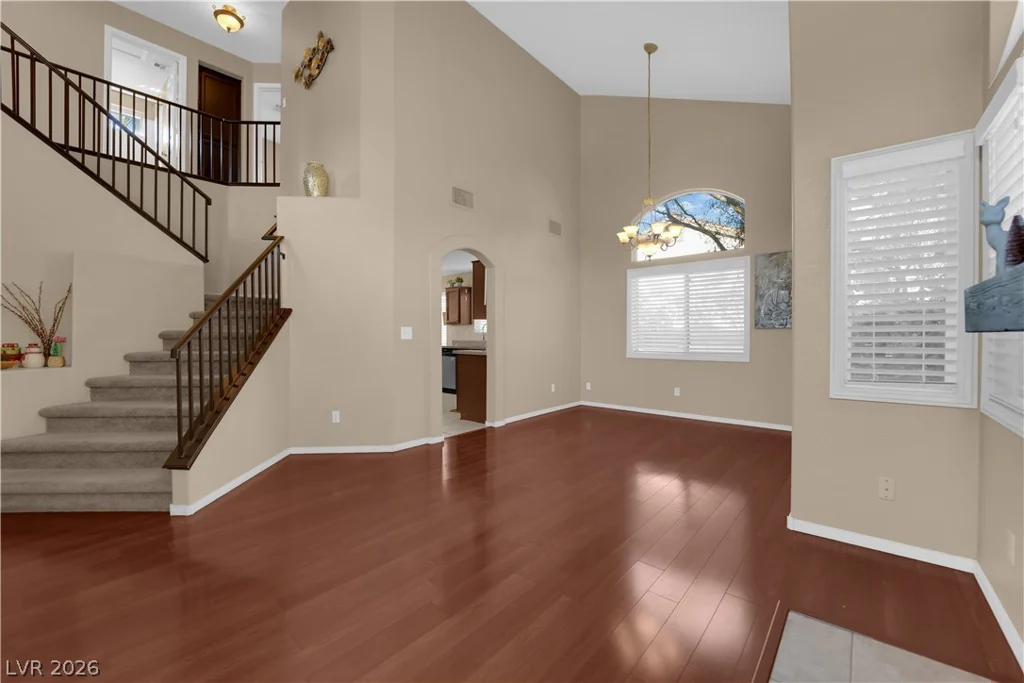 9127 Lava Bluff, Las Vegas, NV 89123