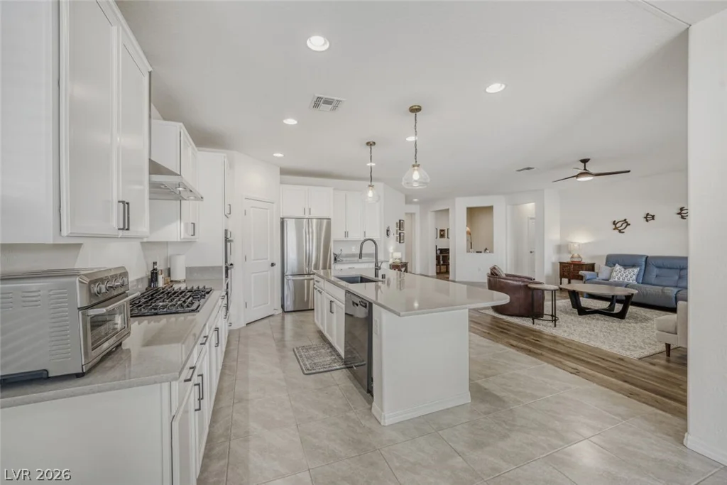 10594 Skye Arroyo, Las Vegas, NV 89166