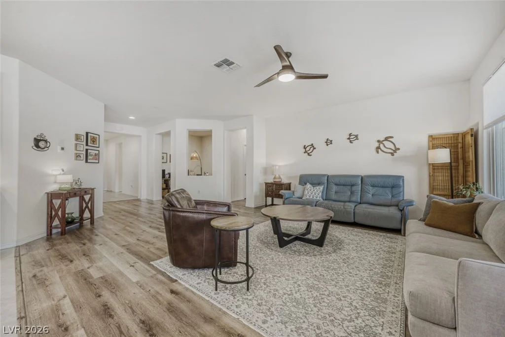 10594 Skye Arroyo, Las Vegas, NV 89166