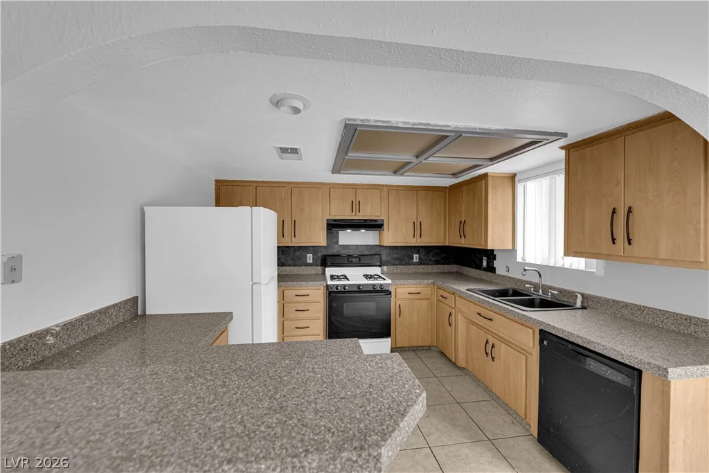 416 Barrett, Henderson, NV 89011