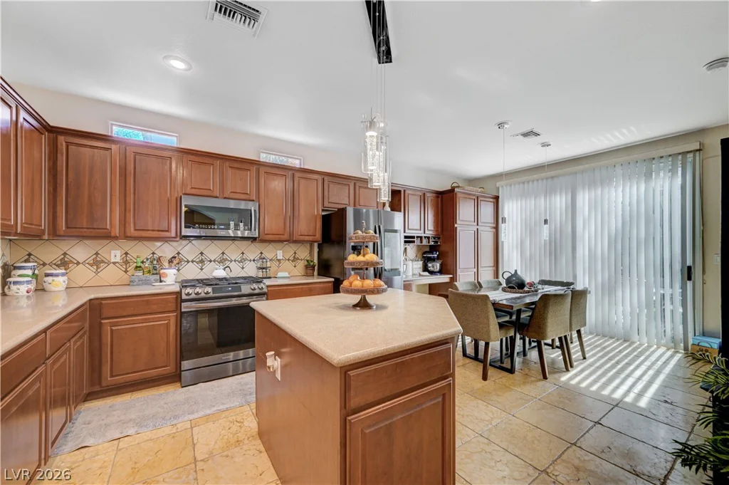 10649 Olympic Pine, Las Vegas, NV 89135
